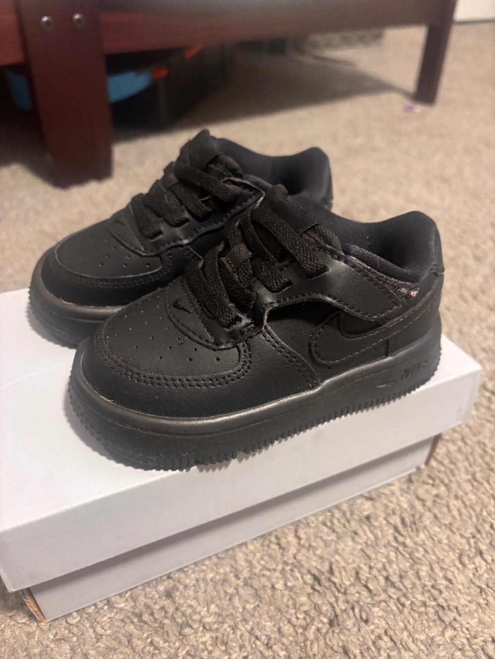 AirForce 1 Easy On Black (TD) size 6c